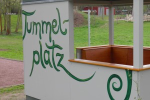 Jugend- und Freizeitheim Oberellenbach mit Mehrgenerationenplatz